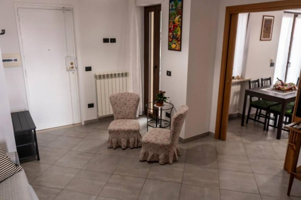 Apartamento La Finestra Sul Golfo Nápoles Exterior foto